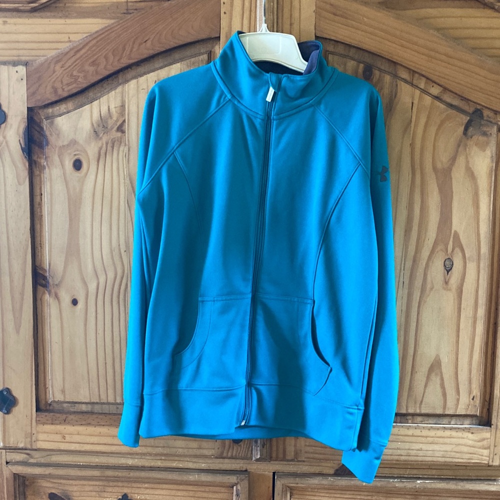 Women Under Armour Semi-Fitted green long sleeve jacket size M